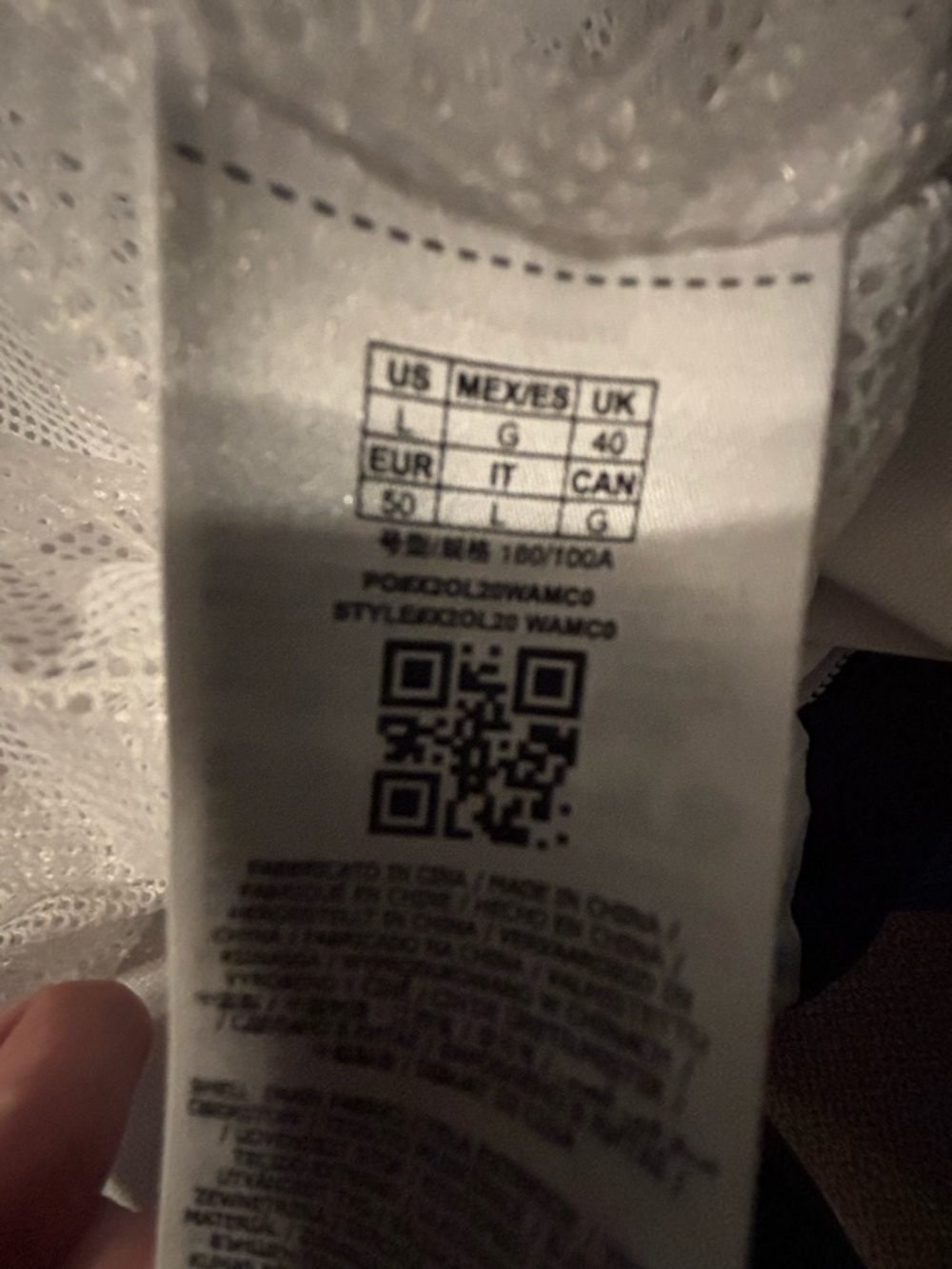GUESS Men’s Black, White & Gray Colorblock Hooded Windbreaker - Picture 3 of 7